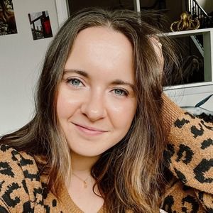 Meet your Posher, Beatrice